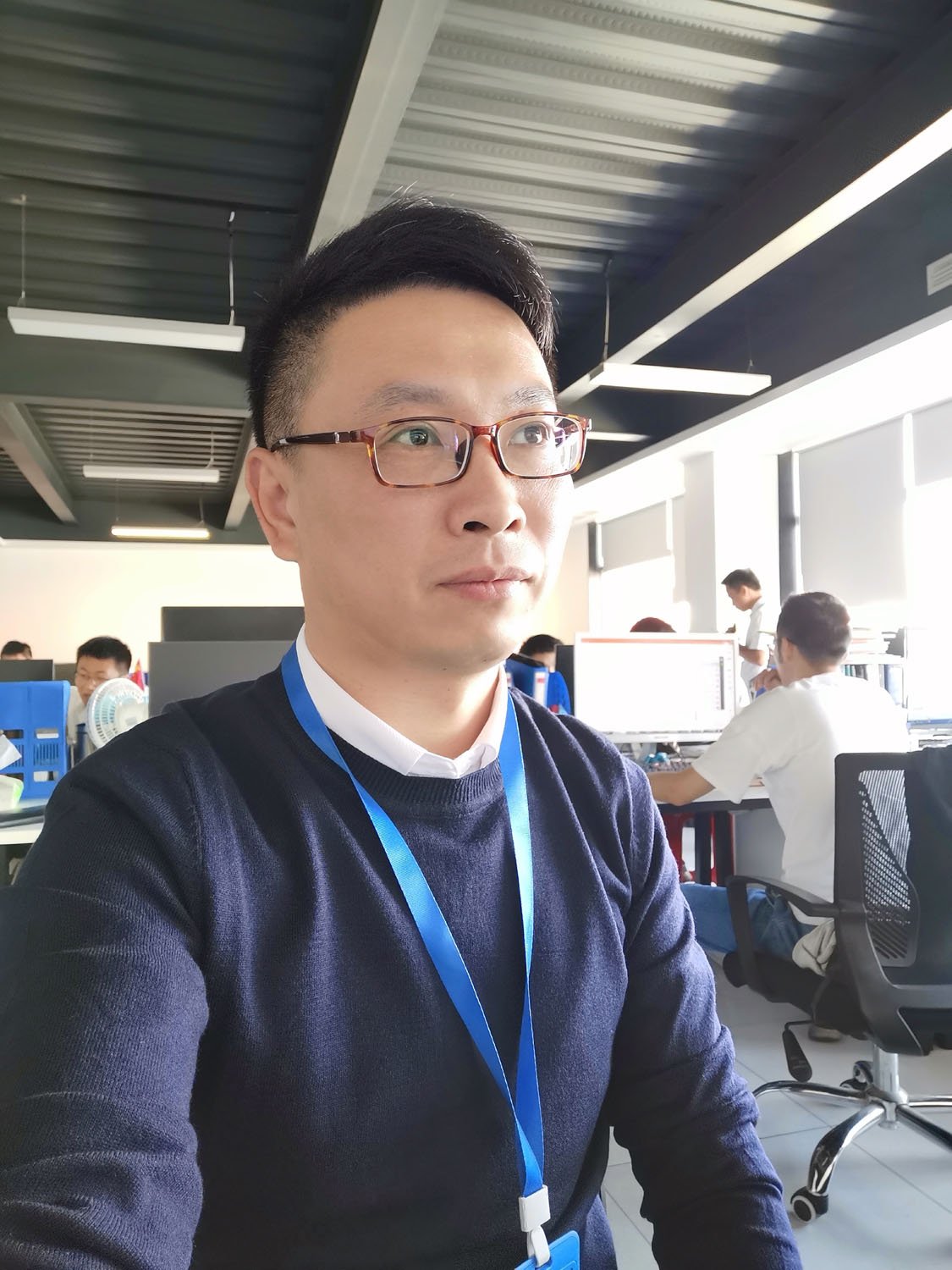 IneedGodhelp's profile picture. A yr42 man career hopping to a new job, lost warm nest or embrace a new bright future