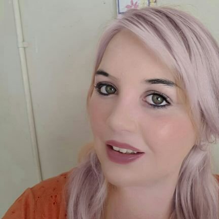 Annie Beauty Salon
Hairsalon ,Spa & Skincare
Blogger Animal Lover Business Woman Photography Life is like a box Chocolates You Never Know what you're gonna get