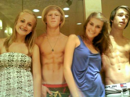 ColeMinaj's profile picture. Hey, I'm Cole. I'm from Palm Springs. I like Powerade and Water Polo. Follow me because you know you want to. ((: