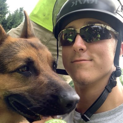 SC: kad3n887. tree trimmer full cup flip cup champ @yung30pack. I fucking hate my job👌🏻”Im so fucking noodled” - @tysonscottjr I like country music and beer.