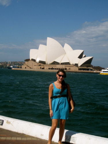 laurenvthomas's profile picture. 