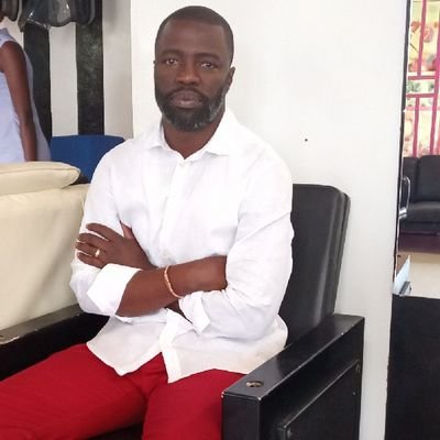 Avocat près la Cour d'Appel, Homme Politique - Révolutionnaire Engagé et Communicateur politique /DRCongo