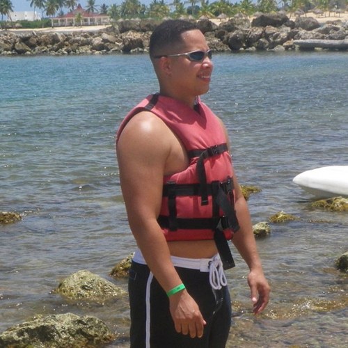 yunio22's profile picture. Never judge a book by it's cover these are the words that I live by....