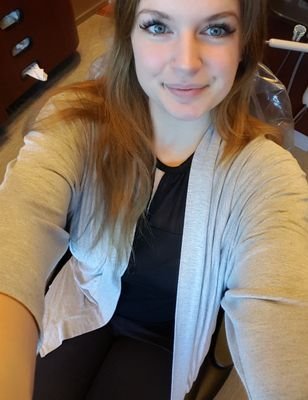 Moi je suis nouvelle sur net
j'aimerais avoir des amis pour une bne affinités et même plus ♥️😘