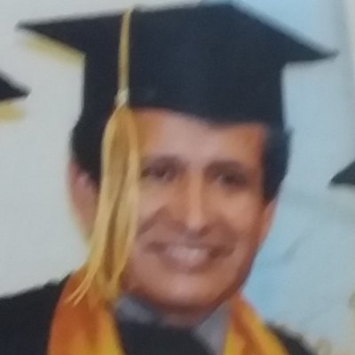 Abogado
Maestria en Derecho Penal
Doctorado en Derecho
Conciliador extrajudicial ( basico y familia)
Experto en Investigacion de Crimen Organizado
Investigador