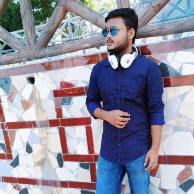 TIME decides who you meet in your life. Your HEART decides who you want in your life. Behaviour decides who will stay in your life.. 😊😊😊