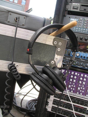 Husband, Dad, Audio Engineer, Tech guy. Trying to take over the world 1 Ctrl+alt+delete at a time