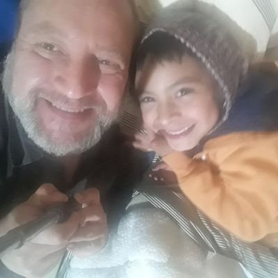 Ir más allá del horizonte,
por donde pase el hombre libre, para construir una sociedad mejor.