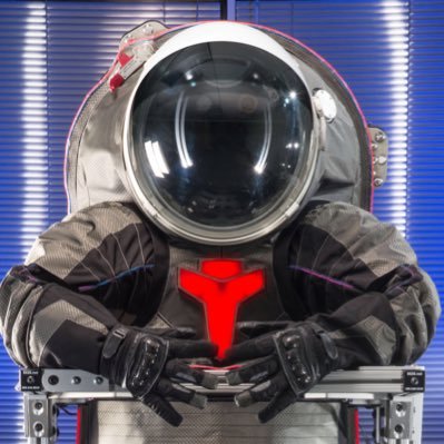 CjGuidry123's profile picture. A nerd for tech, space, and sci-fi... so a geek.