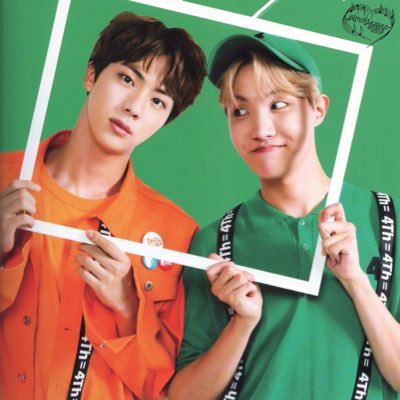 2pairofSEOKS's profile picture. 나는 군대를 사랑 SIKE I’m an introvert and a social outcast but I love 방탄소연단 and ARMY💜💜💜