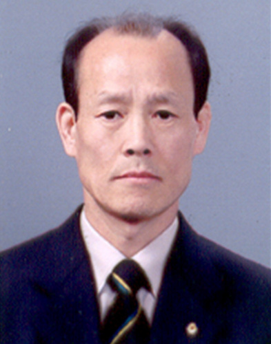 꿀벌과함께한지38년. 한점 부끄럼없이 천연벌꿀을 생산 고객여러분에게 공급하여왔습니다 노동력이있는한 양봉을할것이고 sk벌꿀 성근양봉원은 얖으로도 성실과 신용으로 소비자 여러분의 성원에 보답하겠습니다.