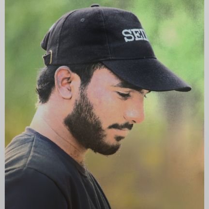 Ganesh_Eddum's profile picture. I'm a good boy

Editor for Socialmedia