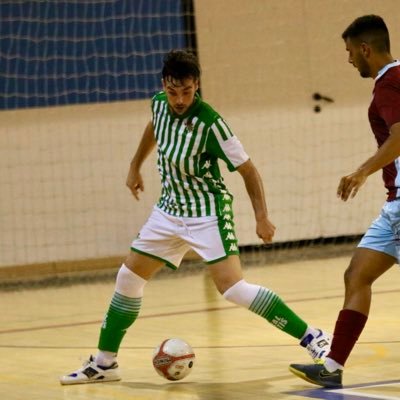 TSEAS🏋🏽. Exjugador del @naturpelletsegovia🦅❤️y @realbetisfs💚.@segosala 2B ⚽️🖤 ⚡️Ⓝ╳Ⓘ⚡️ @north.ink COD 15% 👉NORTH15 📍Pinillos de Polendos. Segovia