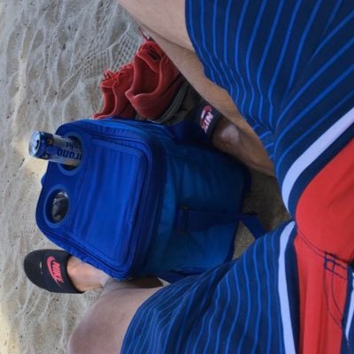 chico bi buscando conocer, nuevo en este ambiente. packs y más DM 🍆💲💵💰
SEX SAFE ONLY!!!! 👍