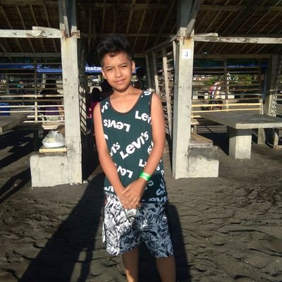 Joshyyy00's profile picture. 