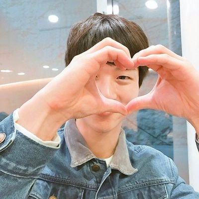 믿.보.배 장동윤♡
평생응원♡  
내 인생의 명작 장동윤 작품♡
fan account