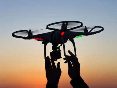 Clúster Tecnológico de Robótica y Drones. #Termografía #Fotogrametría #Programación #Formación #Sensores #AudioVisual #AI #PRL #Agro40 #i40 #Arq #Ingen. #BIM