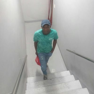 lebo_malava's profile picture. Lekholokoe Kgoase Nkoko Lephuthing

Mochana/Motjhana oa TLOKOENG