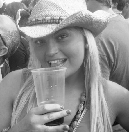 LorakateM's profile picture. Its like writing for a ruddy dating site or something! 23 !! Happy! Love Indie music, festivals, traveling!! AND.... i have a PLAN or 2 up my sleeve!! ;) xx