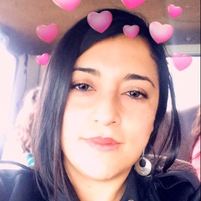“No es necesario tener algo para ser buen ser humano. El cariño verdadero no se compra con ningún dinero.”