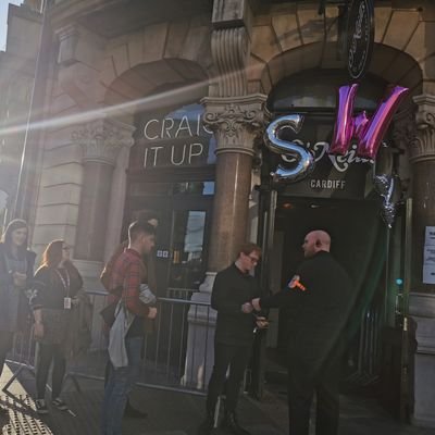 FModel6's profile picture. 