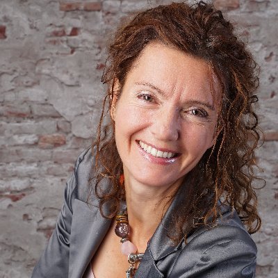 Expert Provocatieve psychologie | Opleider | Spreker | Schrijven | Geboeid door de tegenstrijdigheden in ons gedrag. ♥ Pattiserie