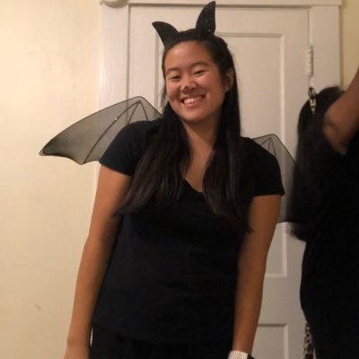 JackieeeMK's profile picture. 💜 she/her ♠️ pitt’22 🖤 🏊🏻‍♀️🎶🚑