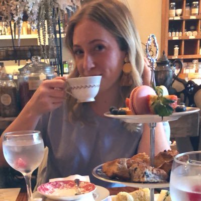 cjYAauthor's profile picture. i'm my own muse(period)