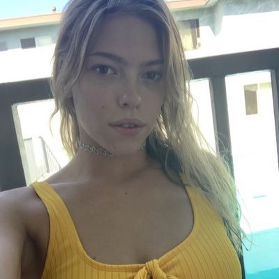 LouaneViaud Profile Picture