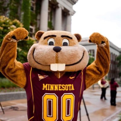 U of MN grad who loves Gopher sports 〽️, mom to 3 beautiful girls and a dachshund mom 🐾