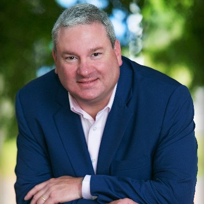 Elliot_Salient's profile picture. #Sales Expert, Best Selling Author of 'Confessions of a Pitch Consultant', #KeynoteSpeaker, Enterprise #B2BSales, #Presentation, #Negotiation Trainer. Mentor