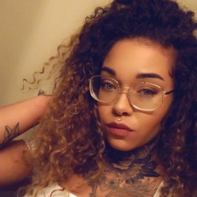 Here to save the stupid things we say. and to keep my other social media from being spammed by myself. ✌🏽ig:llexidawn