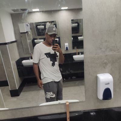 jpavila18's profile picture. 