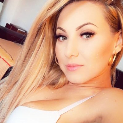 jessicaangie10's profile picture. Je suis une femme tout d'abord sérieuse sincère et véridique aussi et ensuite je suis une femme attentionnée gentille généreuse sympa cool et ouverte