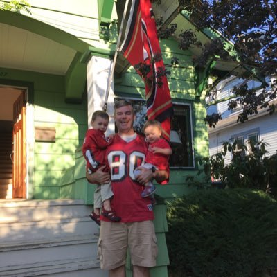 Aggrossman's profile picture. 