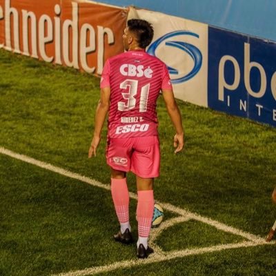 Ex Nueva Chicago - ex talleres de Cordoba -actualmente en San Martín de Tucumán  - Jugador @aviossoccer