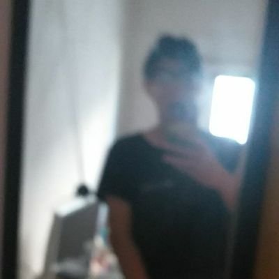 Mikease10's profile picture. 