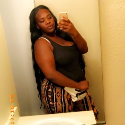 _Jeanellee's profile picture. SC: Jeanellee_01 Aaren A.🏈. Kayleigh S. 🎀. Raegan M. 🎀. Hayden M & Hunter Z 🏈