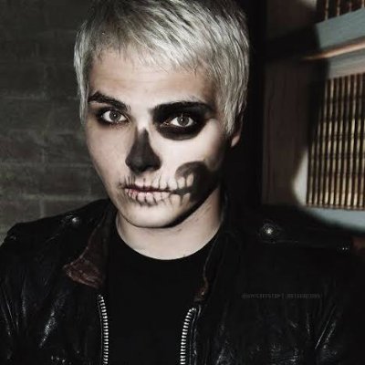 clucknorris_'s profile picture. 🎶🎃💀