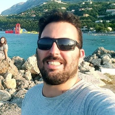 MosheBoiangiu's profile picture. 