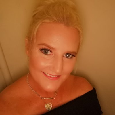 Bex45971323's profile picture. Family is everything, the rest is a bonus 😜