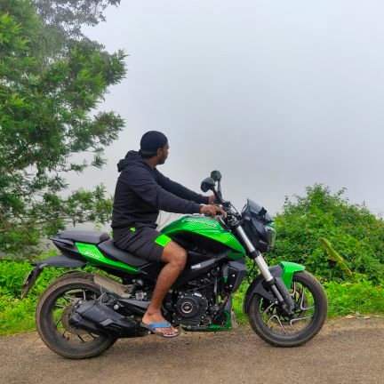 silambuit88's profile picture. 