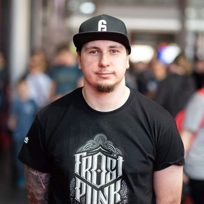 QA Director at Ragnarok Games and the most unknown Twitch streamer and content creator on YouTube.