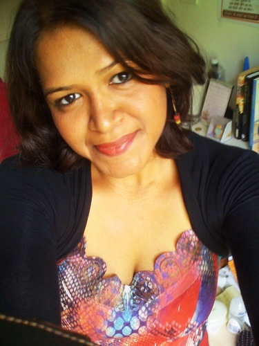 Loves everything about life!! A social person, loves to talk, listen, laugh, observe n learn.