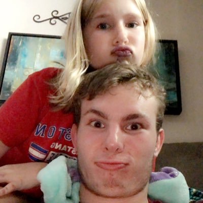 AndrewK78622751's profile picture. I Love Rugby, Country music, my country, sports, Catholic faith ✝ @texastubas