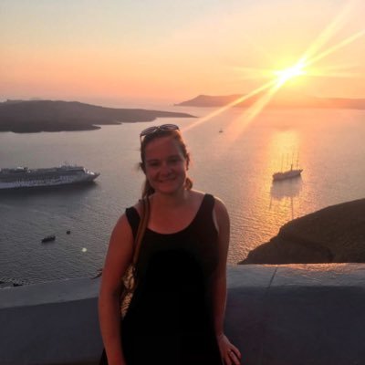 LauraMcRD's profile picture. Paediatric dietitian and golden retriever lover 💜 all views my own 😊