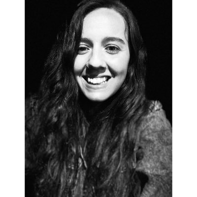 Chile 🇨🇱 estudiante de Geologia 🌍 voluntaria fundación Todo mejora Valparaíso 🌈 LGBTIQ+ Cantante 🎼🎤 Banda @NomadeChileOficial ☯️