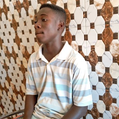 Real dude
God fearing guy
Music lover
Screaming superstar......