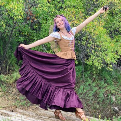 natalowski's profile picture. just normal Natalie, Neuroscience PhD student, aerial silks artist, dnd enthusiast (she/her) academic twitter @natpinkowski