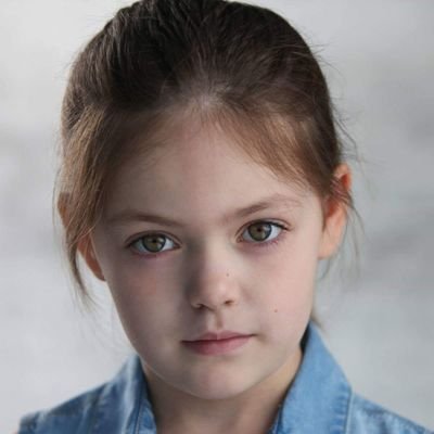 UK child model and actress 🎥 https://t.co/zTJuL8Ft0Y https://t.co/snXFvXe9T0